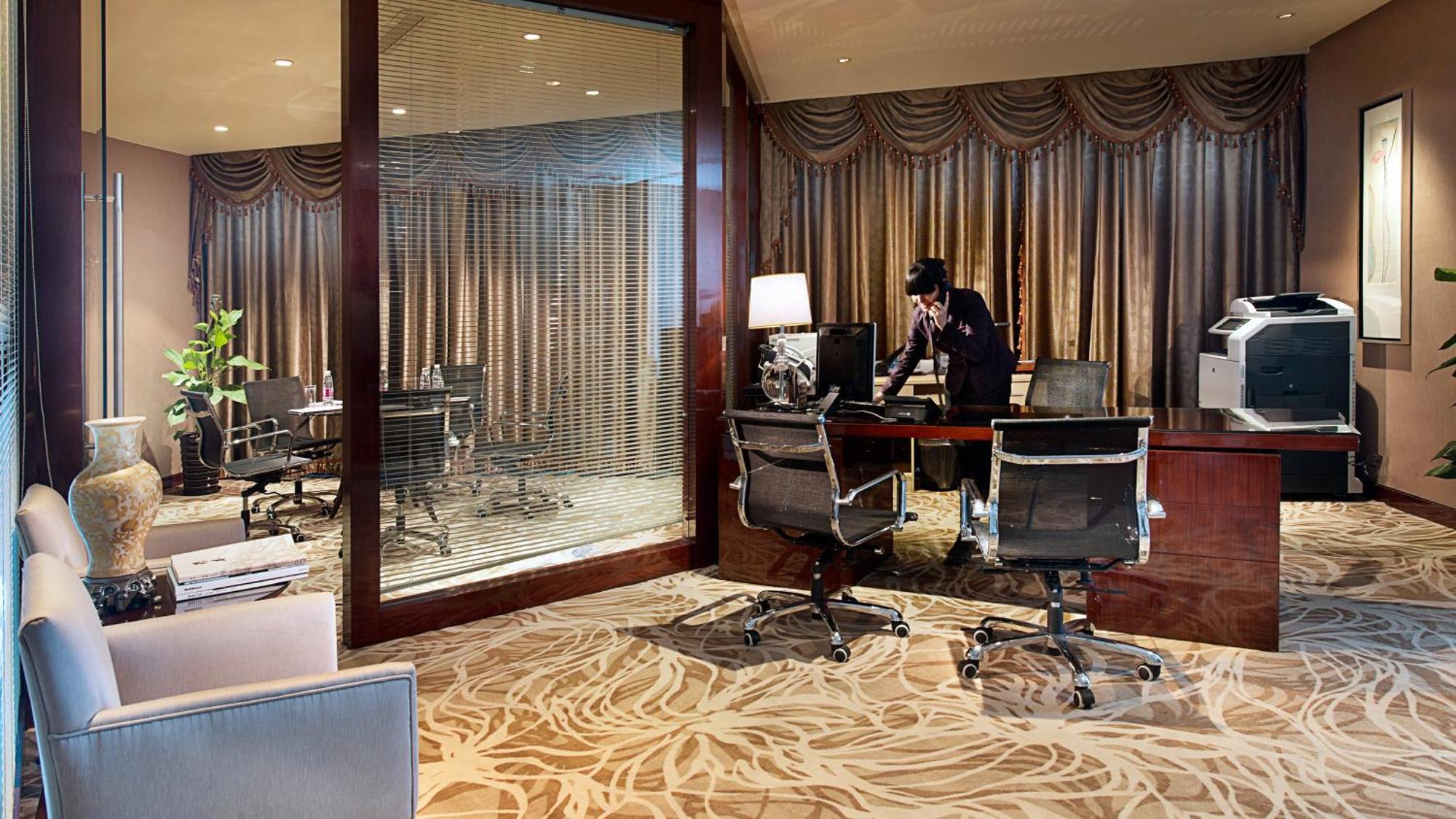 فندق Crowne Plaza Zhenjiang By Ihg المظهر الخارجي الصورة