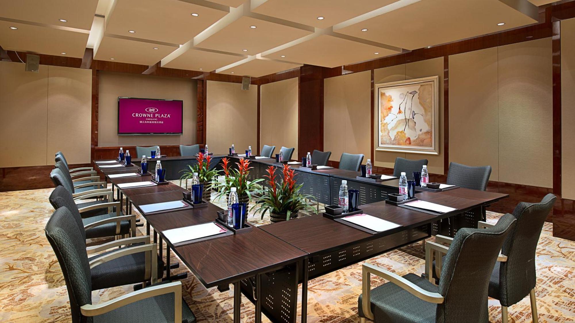 فندق Crowne Plaza Zhenjiang By Ihg المظهر الخارجي الصورة