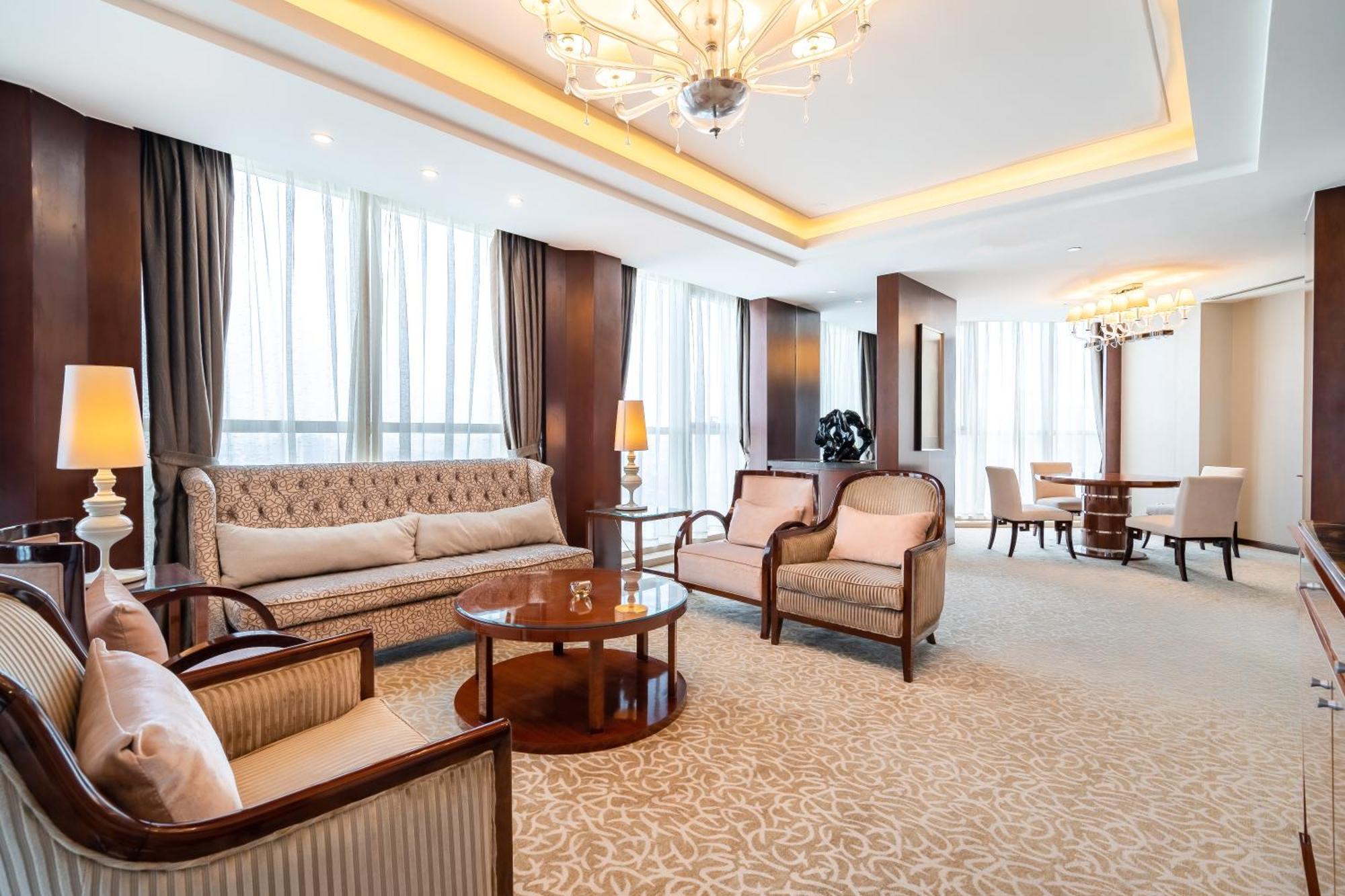 فندق Crowne Plaza Zhenjiang By Ihg المظهر الخارجي الصورة