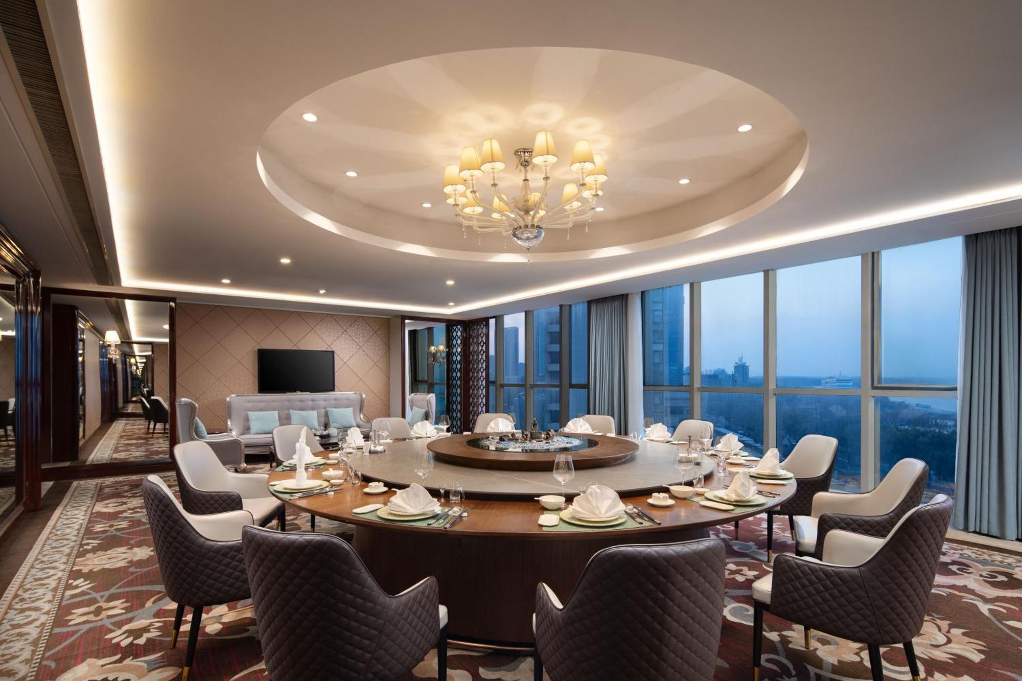 فندق Crowne Plaza Zhenjiang By Ihg المظهر الخارجي الصورة