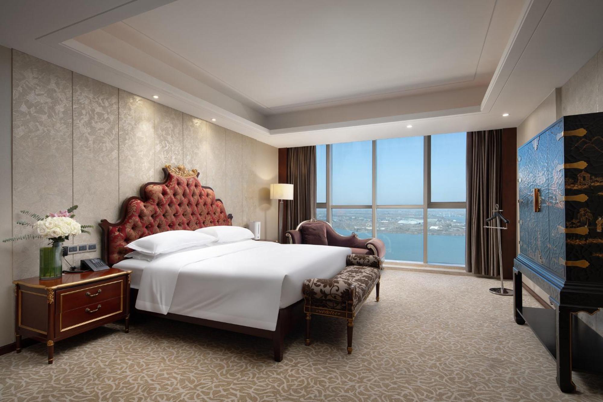 فندق Crowne Plaza Zhenjiang By Ihg المظهر الخارجي الصورة